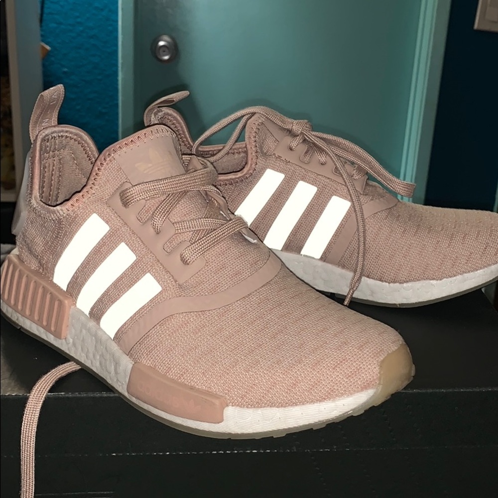 NMD R1